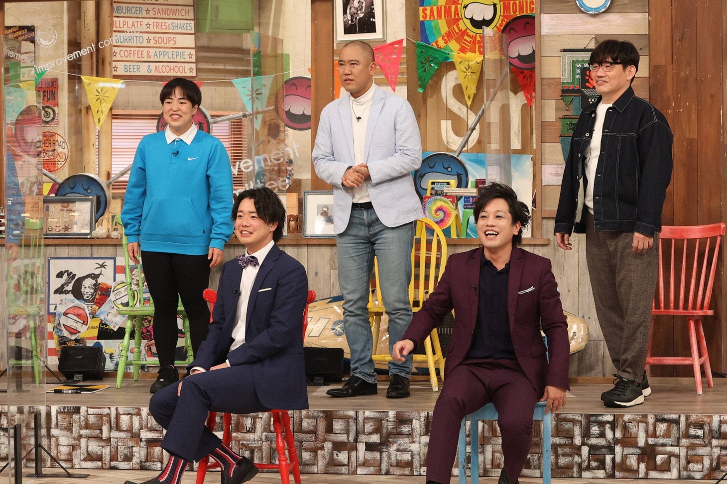 ぺこぱと（後列左から）ゆりやんレトリィバァ、コロコロチキチキペッパーズ・ナダル、ずん飯尾。(c)フジテレビ
