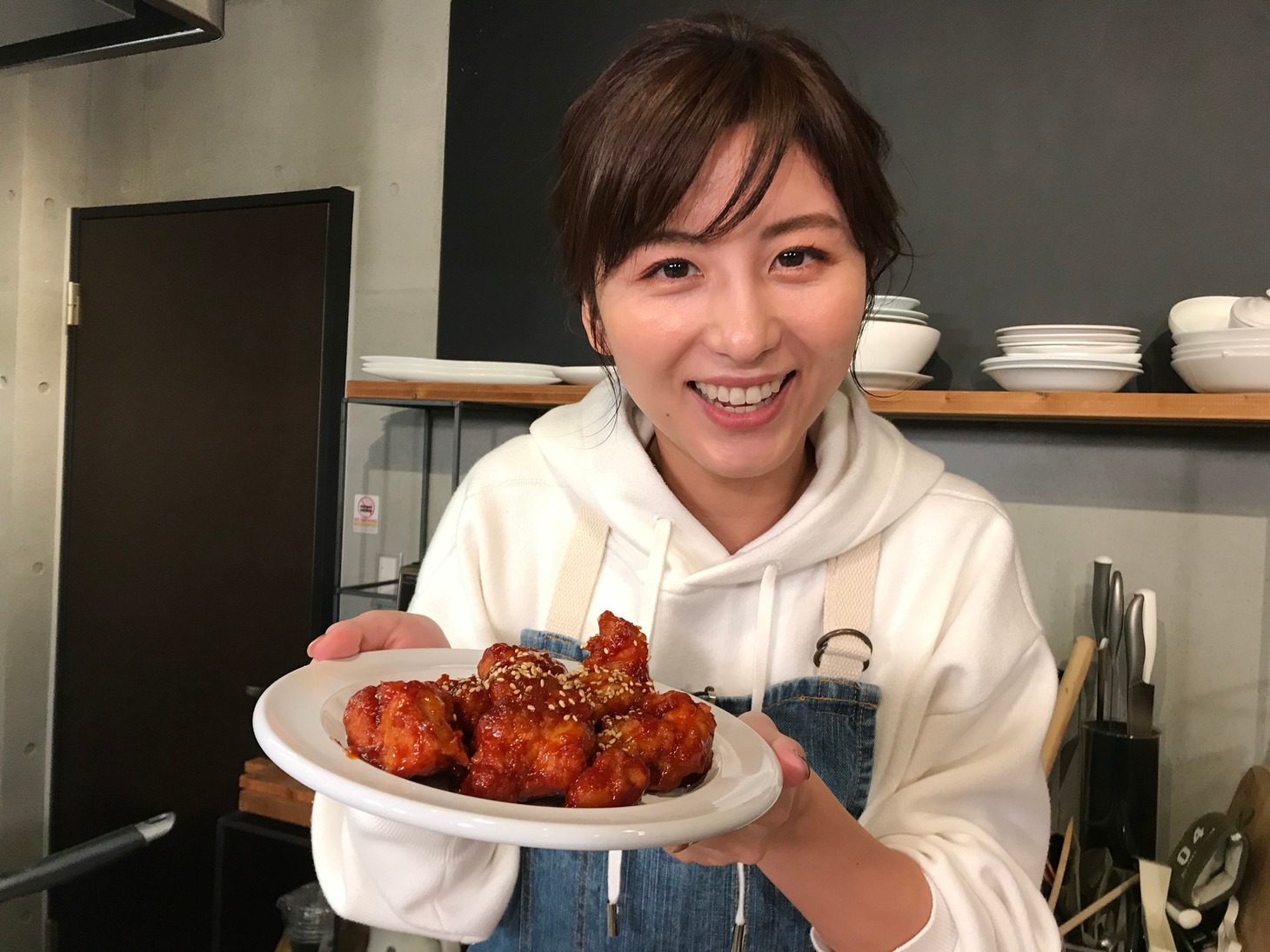 宇賀なつみ (c)テレビ朝日