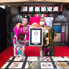 左からたんぽぽ白鳥、チェリー吉武。