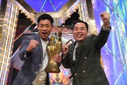「M-1グランプリ2019」王者のミルクボーイ。