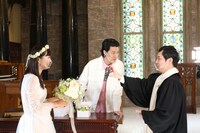 「霜降り明星のあてみなげ」より。(c)静岡朝日テレビ