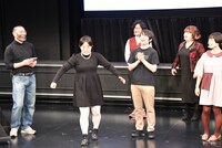 会見のワンシーン。