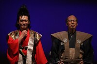 武将様（左）とゴエ爺（右）。