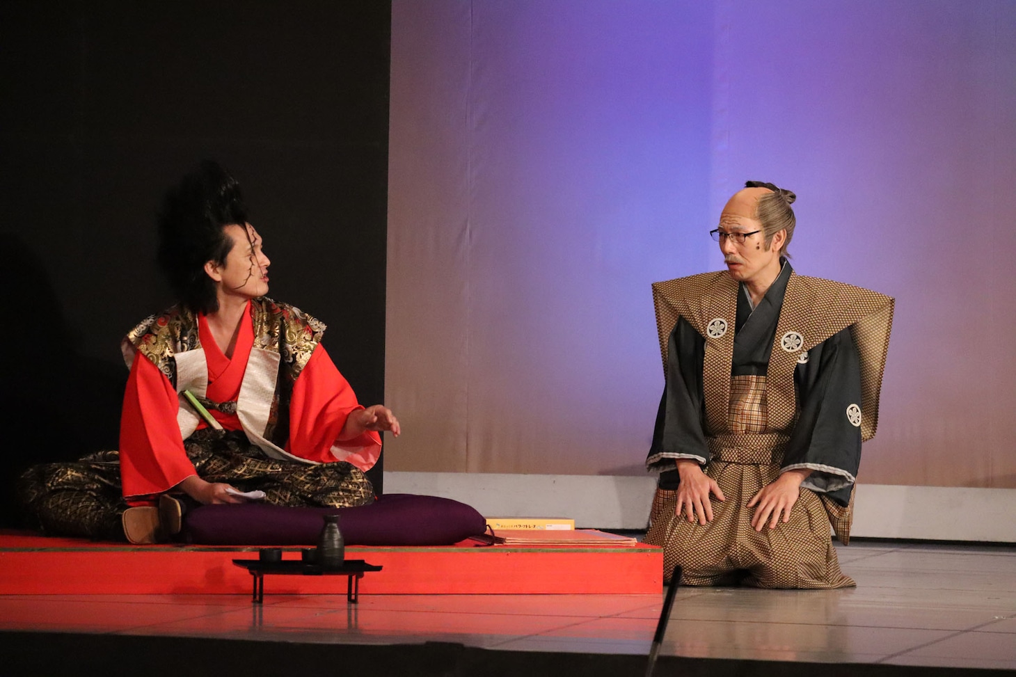 武将様（左）とゴエ爺（右）。