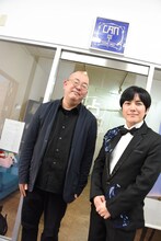 JOJO広重さん（左）とラブレターズ溜口さん（右）。