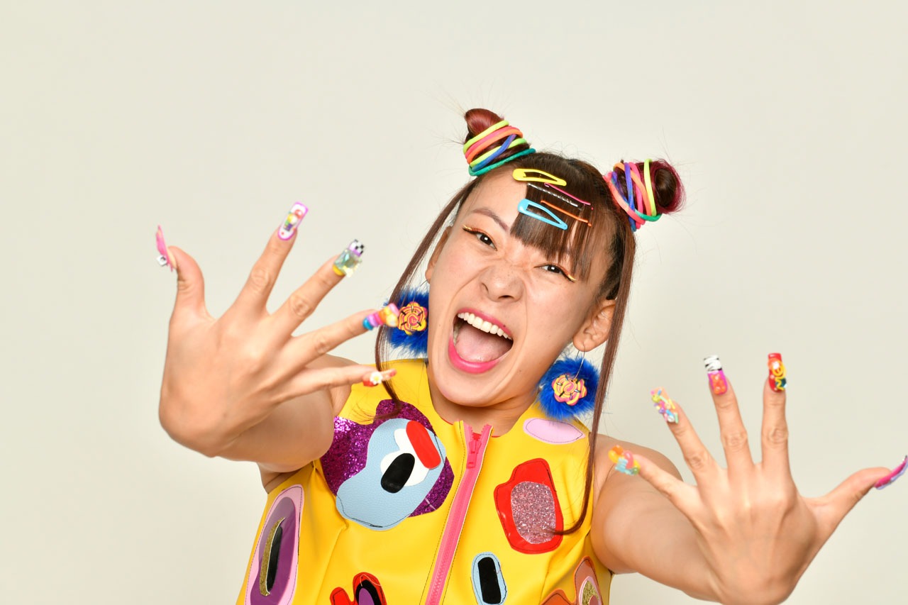 タレント部門受賞のフワちゃん。