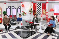 左から銀シャリ・橋本、三浦大知、清塚信也、清水麻椰（MBSアナウンサー）。