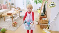 新CM「オキシクリーンで大掃除」編より。