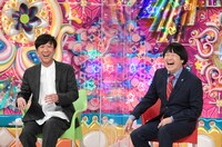 （左から）東京03飯塚、蛍原徹。(c)テレビ朝日