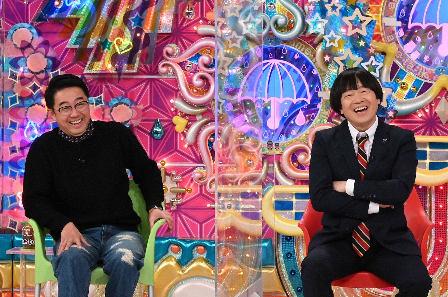 （左から）おぎやはぎ矢作、蛍原徹。(c)テレビ朝日