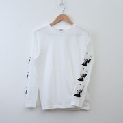 「女帝」の長袖Tシャツ。