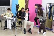 出演者たちに低周波の“ビリビリ”が流れるワンシーン。(c)フジテレビ