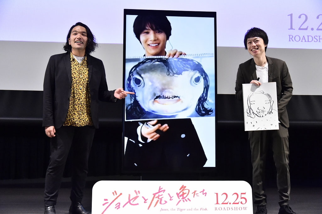見取り図・盛山の似顔絵を披露する中川大志と見取り図リリー。