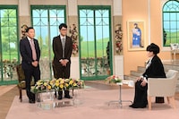 ナイツと黒柳徹子。(c)テレビ朝日