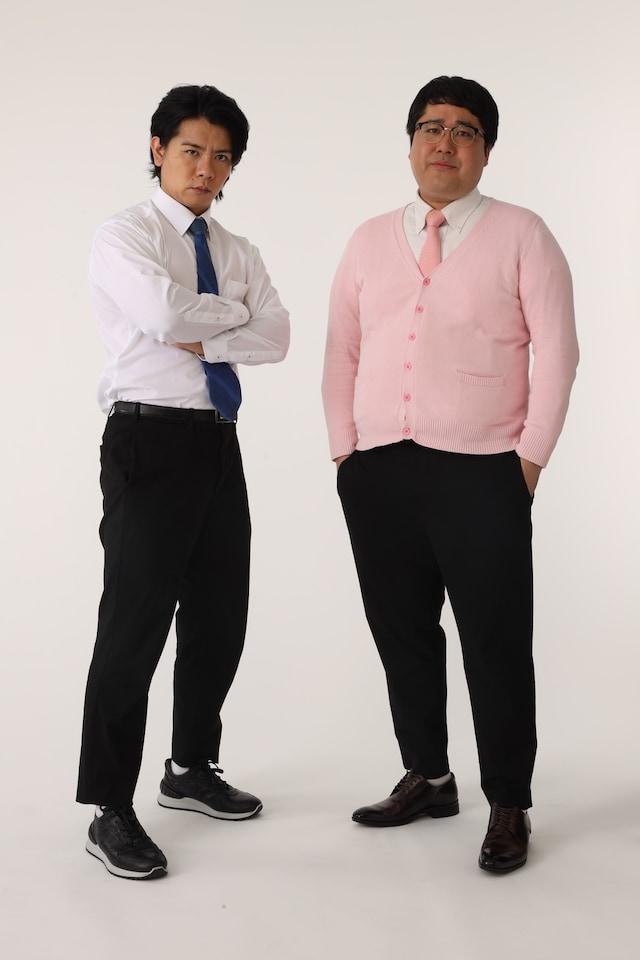 マヂカルラブリー。左から、野田クリスタル、村上。