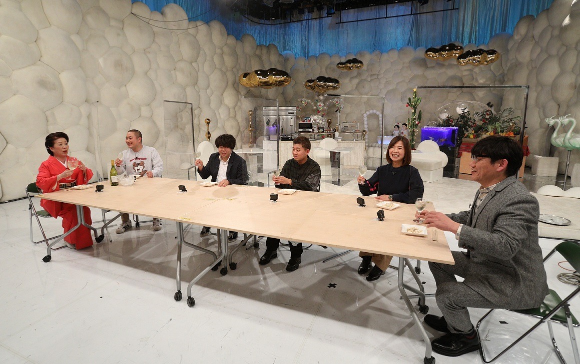 「かりそめの宴」のワンシーン。(c)テレビ朝日