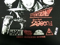 Tシャツ「爆裂都市 / スピードキラーズ（赤信号レッドラメ）」のデザイン。