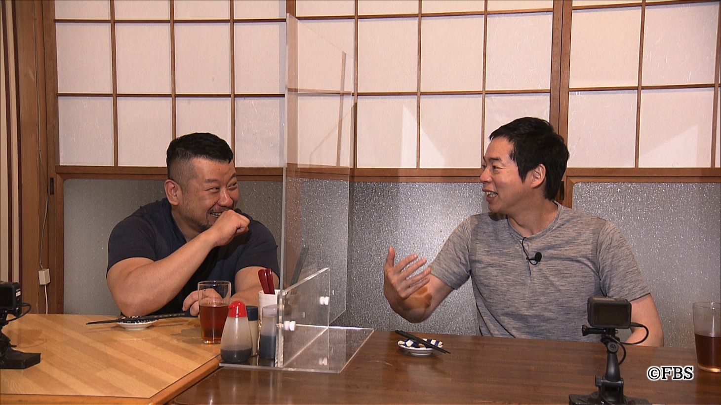 左からケンドーコバヤシ、今田耕司。