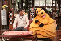 明石家さんまとまんまちゃん。(c)関西テレビ