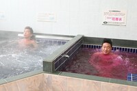 左から勝俣州和、ANZEN漫才みやぞん。