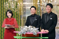 司会を務める松丸友紀アナウンサー（左）とおぎやはぎ。