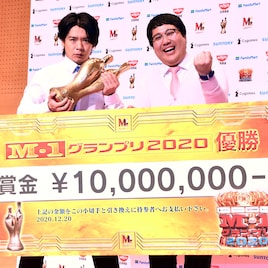 マヂカルラブリーM-1優勝会見、野田クリスタルが三冠宣言「お笑い王になりたい!」