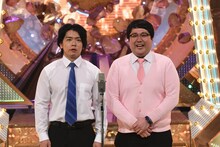 最終決戦でネタを披露するマヂカルラブリー。