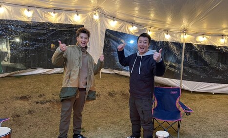 左から竹内涼真、加藤浩次。