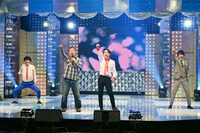 ハライチのパフォーマンスには流れ星が参加。