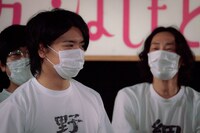 野田クリスタル（手前）