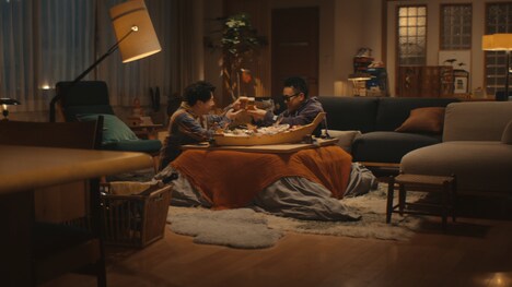 CM「ネットショッピング」編より。