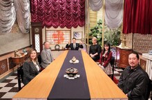 「東野幸治のニッポン強靭化計画」の出演者たち。(c)ABCテレビ