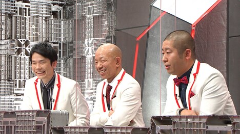 “ツッコミ三銃士”の（左から）かまいたち濱家、バイきんぐ小峠、ハライチ澤部。