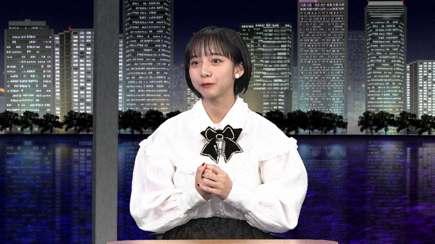 山之内すず