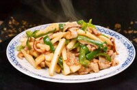 ぐんまとろりんを使ったチンジャオロース。(c)日本テレビ