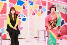 （左から）川栄李奈、千鳥・大悟。