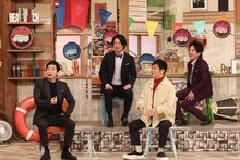 （前列左から）今田耕司、陣内智則と、ぺこぱ（後列）。