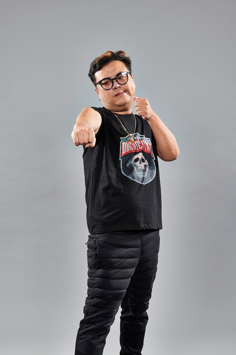 とろサーモン久保田