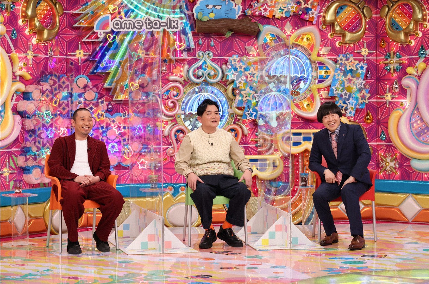 千鳥と蛍原徹。(c)テレビ朝日