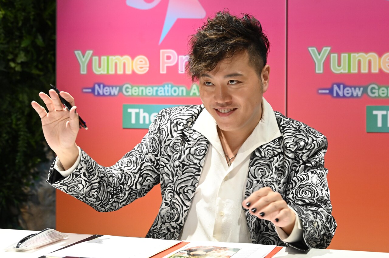 エハラマサヒロ、ドラマでアイドルプロデューサー役「途中で踊りだそうとした」