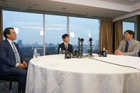 トークを展開する（左から）瀬古利彦、吉田祐也、原晋。