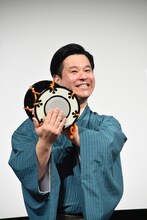 鼓のありがたみを語る、すゑひろがりず南條。