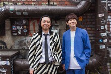 ダイヤモンド。左から野澤、小野。