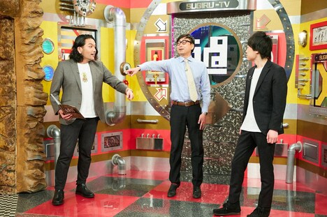 おいでやす小田（中央）と見取り図。(c)ABCテレビ