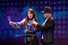 DVD「シソンヌライブ[neuf]」より。