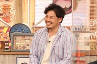 アルコ＆ピース平子 (c)フジテレビ