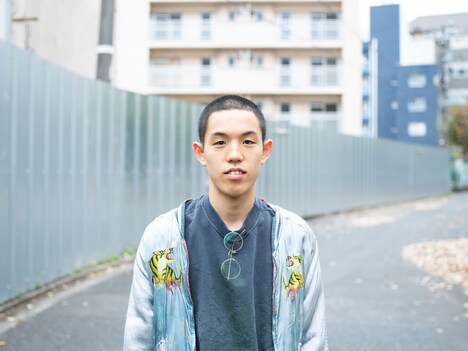 四千頭身・都築