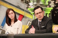小澤陽子アナとアリタ哲平。(c)フジテレビ