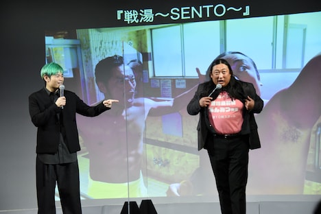 「甘味裁判官 あんみつ先生」ドラマ化に意欲を見せる品川庄司・品川（左）。