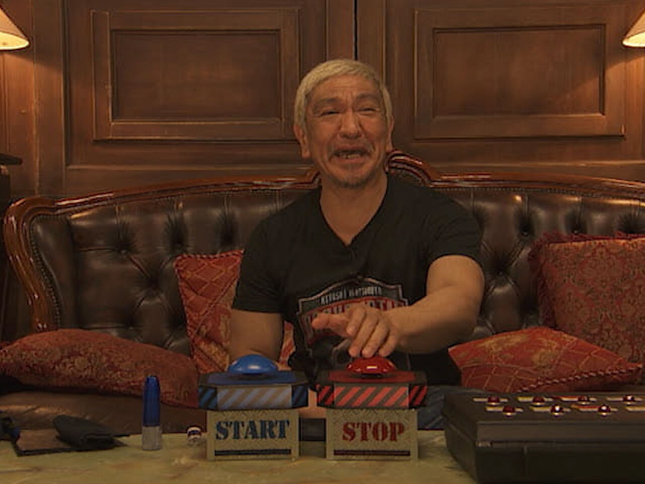 フット後藤とサンシャイン池崎がジュニアを見上げる「ドキュメンタル」場面写真公開